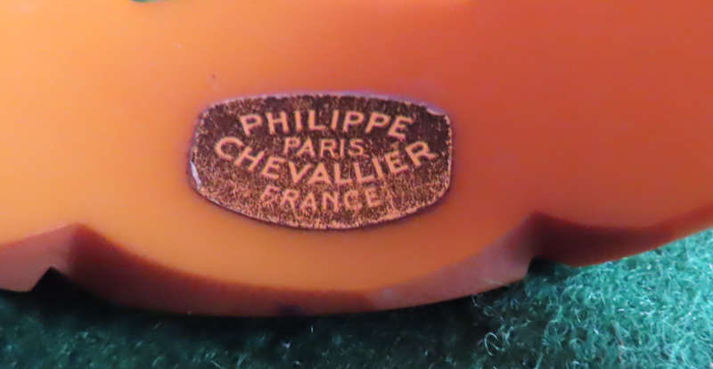 Costume Jewellery - Philippe Chevalier Paris France Carved Wooden Bangle