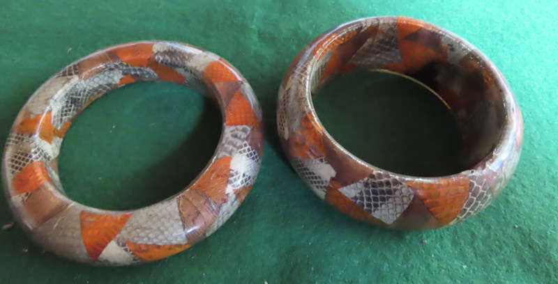 Costume Jewellery - 2 Multicoloured Bangles