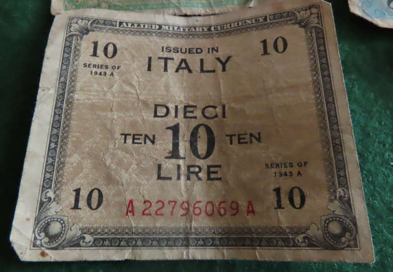 Bank Notes - Lot of 9 Different International Bank Notes