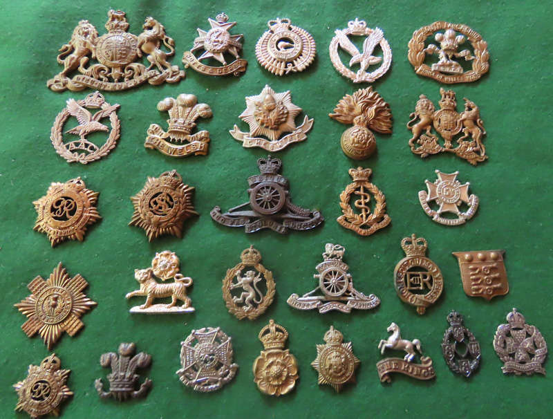 Militaria - Job lot of Badges - No lugs