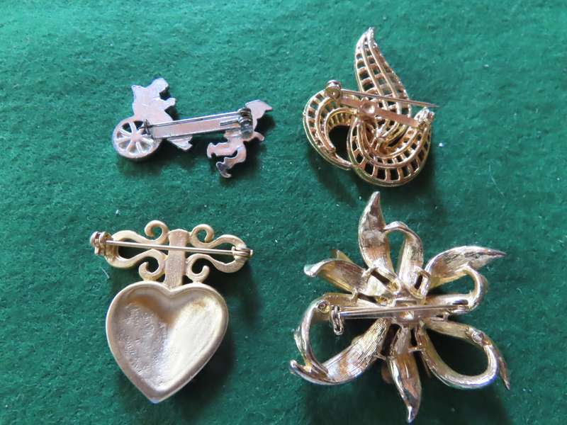 Costume Jewellery - 4 Brooches # 3