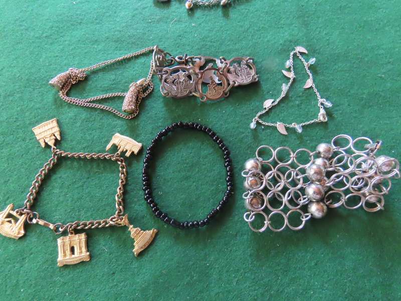 Costume Jewellery - 6 Bracelets # 1