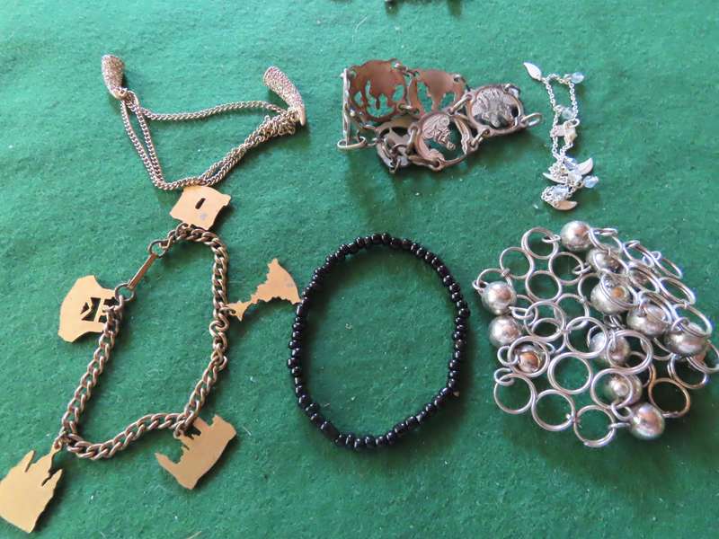 Costume Jewellery - 6 Bracelets # 1