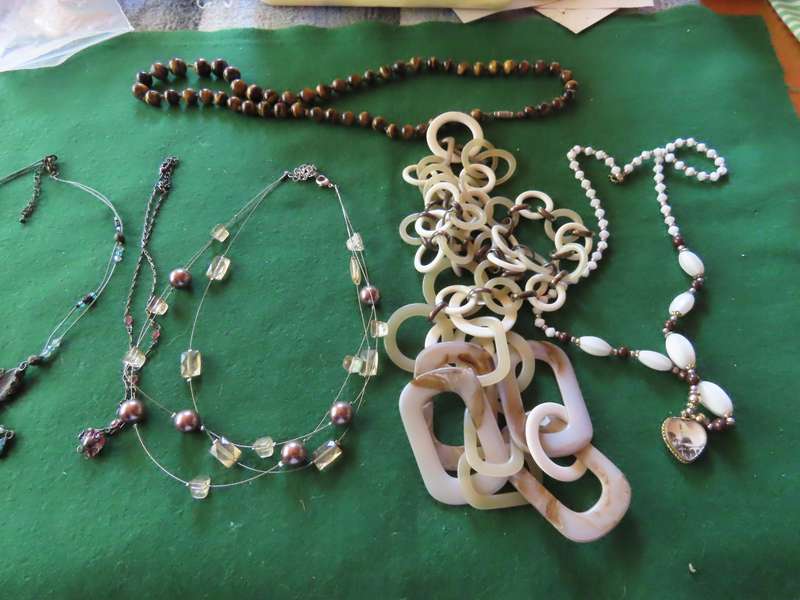 Costume Jewellery - 6 Necklaces # 3