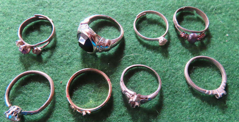 Costume Jewellery - 8 Rings # 3