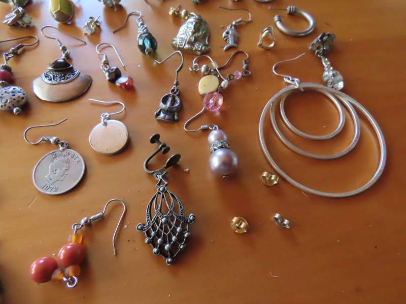 Jewellery - D.I.Y. - Collection of Single Earrings # 2- Job Lot