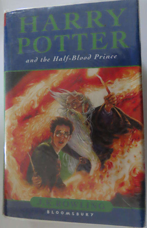 Books - Harry Potter and the Half Blood Prince - Hardback with cover - J. K. Rowling