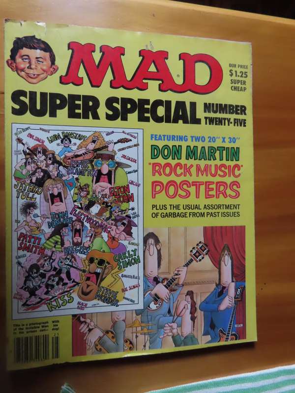 Mad Magazine - Mad Super Special with Insert - Number 25
