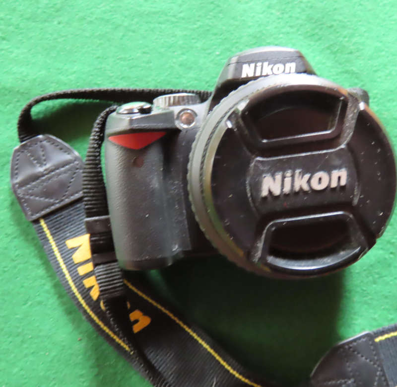 Nikon D60 Camera - with 18-55mm 1:3.5-5.46GII Nikon Lens - No Battery or Charger