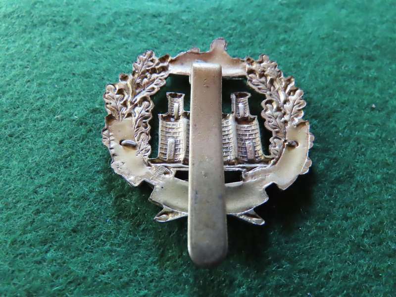 Militaria - Reproduction Badges - The Essex Regiment