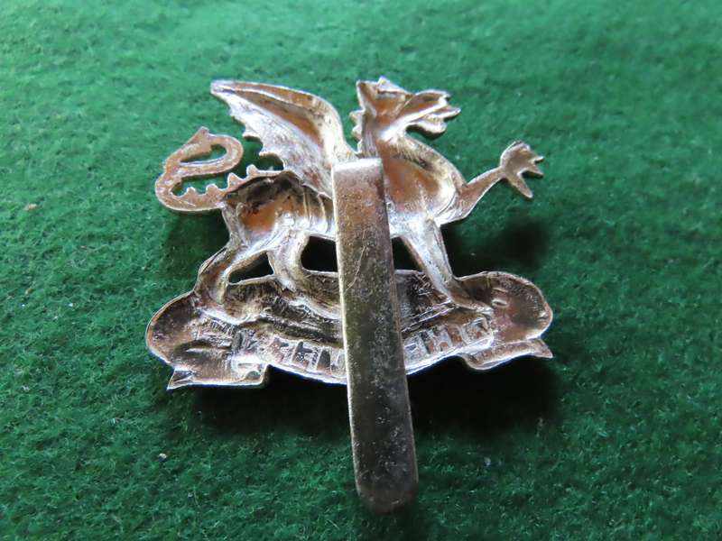 Militaria - Reproduction Badges - The Buffs