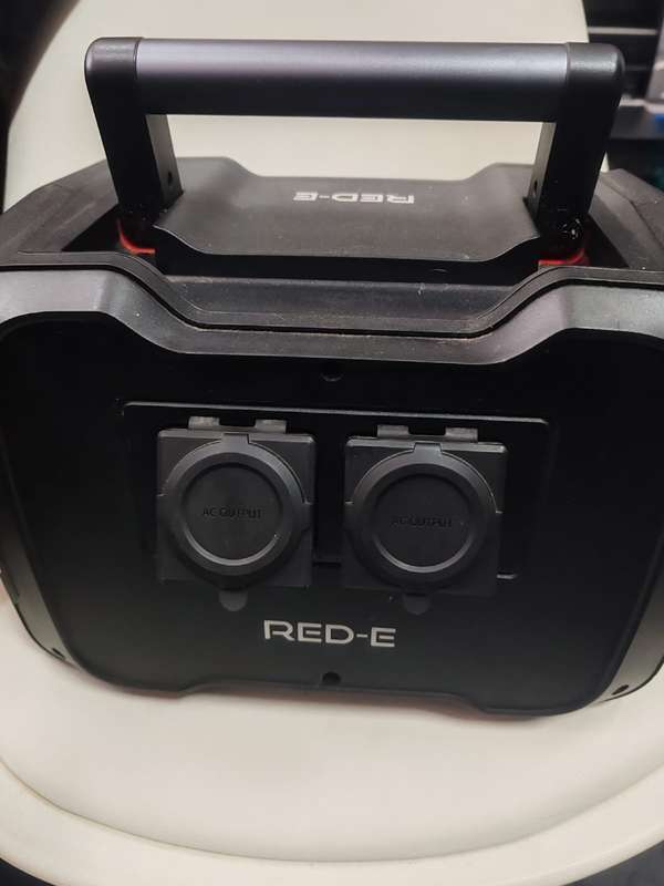 Red-E Power Station 614wh capacity & 500W output