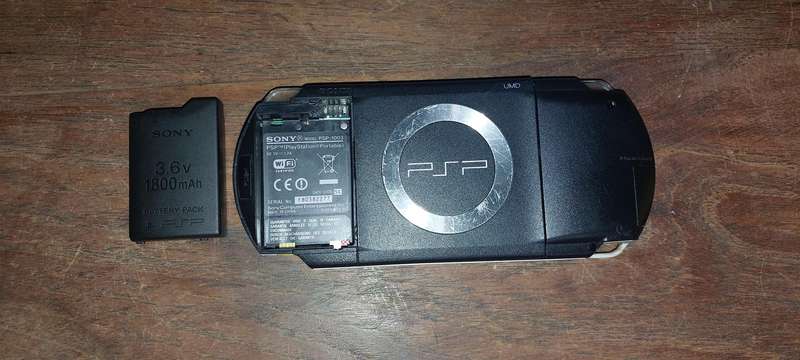 Sony PSP 1000  Fully Refurbished Bundle (Modded + Accessories)