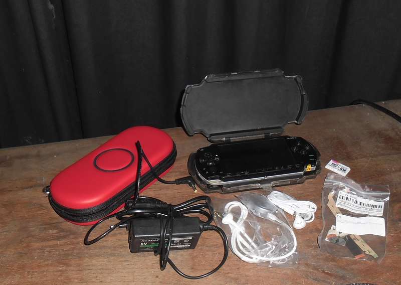 Sony PSP 1000  Fully Refurbished Bundle (Modded + Accessories)