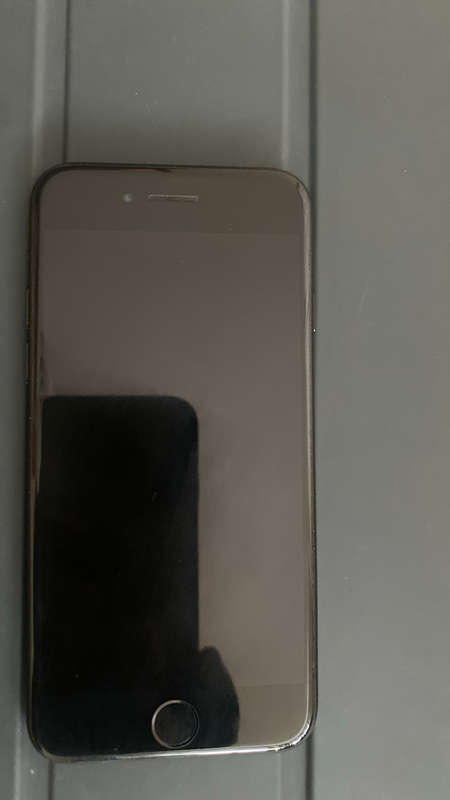 iPhone 7 128gb black