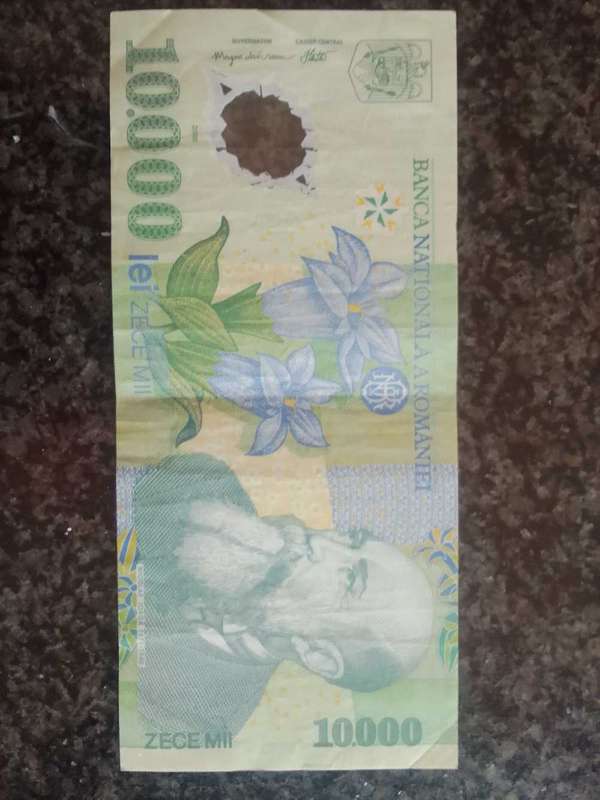 Romanian Leu Currency 10,000 Leu and 2,000 Leu