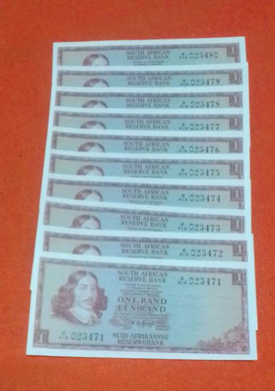 **10x**  South Africa R1 notes in sequence signed by TW de Jongh