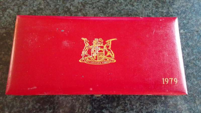 1979 RSA short proof set in box