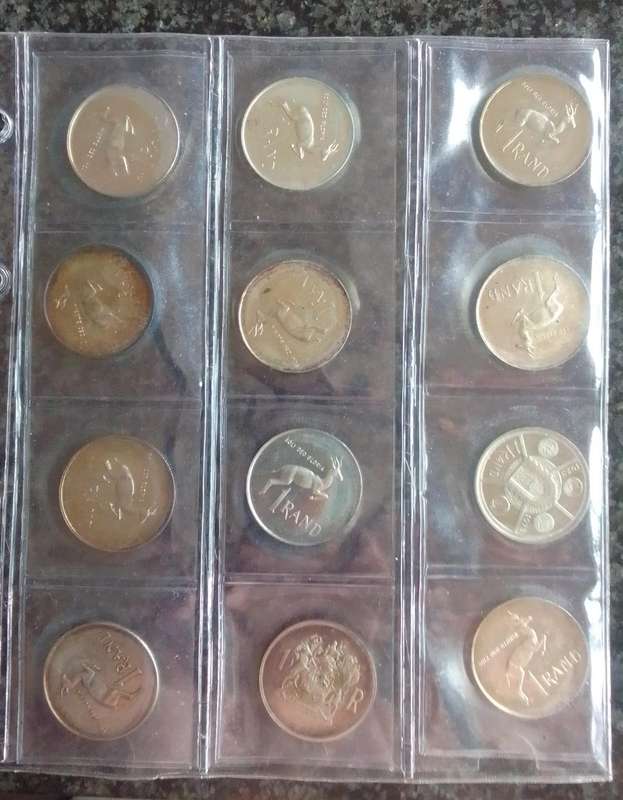 42x South African R1 coins (37x is Silver Coins)