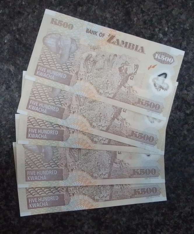 5x 2011 Zambia K500 (Kwacha) Consecutive Serial Number Banknotes