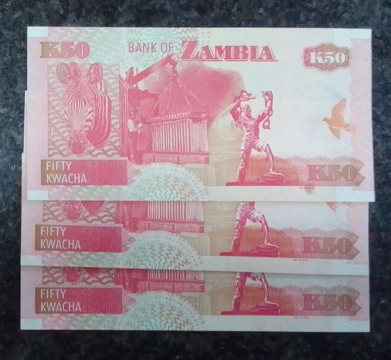 3x 2009 Zambia K50 (Kwacha) Consecutive Serial Number Banknotes