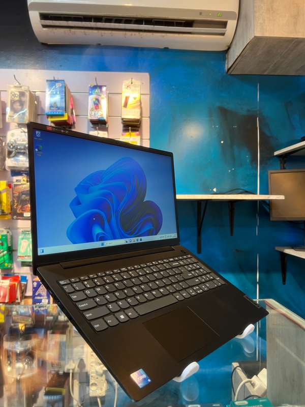 Refurbished Lenovo IdeaPad V15 IRU | 13th Gen i5 | 16GB RAM | 512GB SSD | High Performance Laptop
