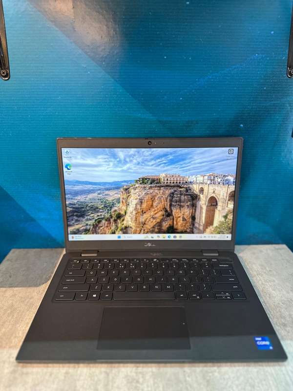 Dell Latitude 3420 Laptop | 11th Gen Intel i5 | 8GB RAM | 14 FHD | Demo Unit - Like New in Box