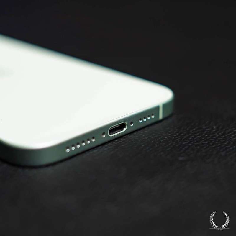 iPhone 15 Plus