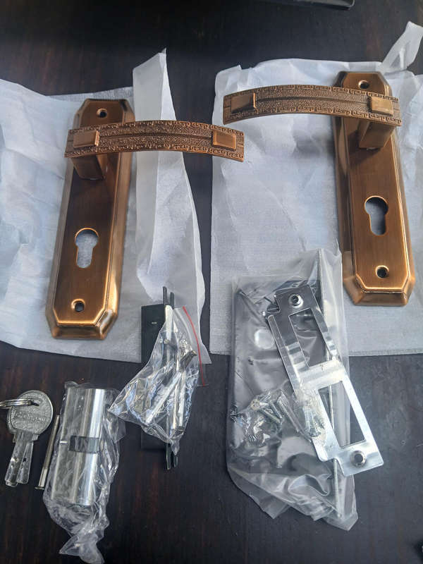 Bronze door lock complete set