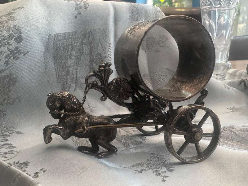 Antique Meridien Horse Drawn Napkin Ring