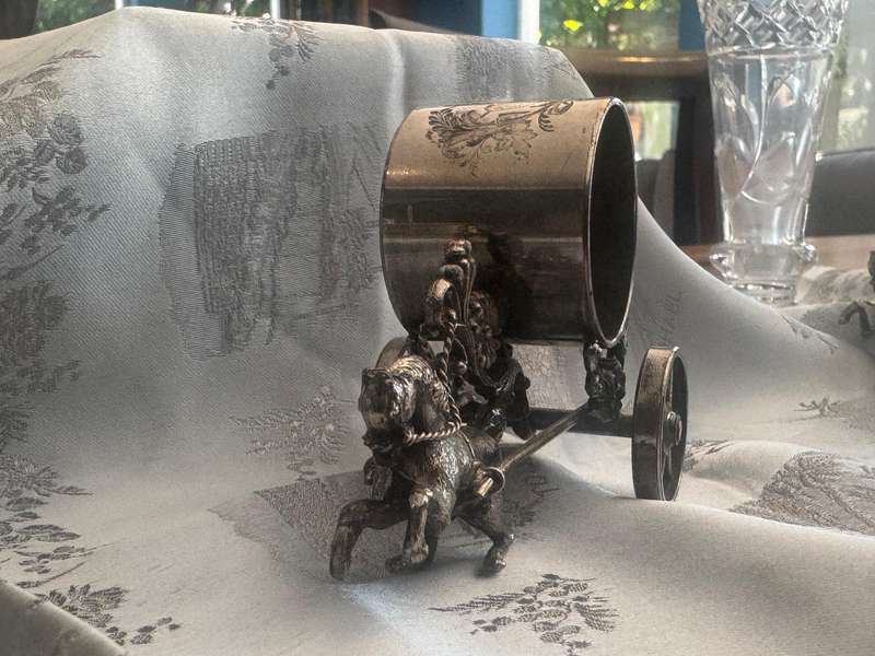 Antique Meridien Horse Drawn Napkin Ring
