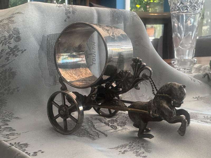 Antique Meridien Horse Drawn Napkin Ring