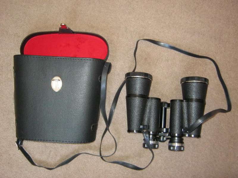 Boots Pacer binoculars 10 x 50