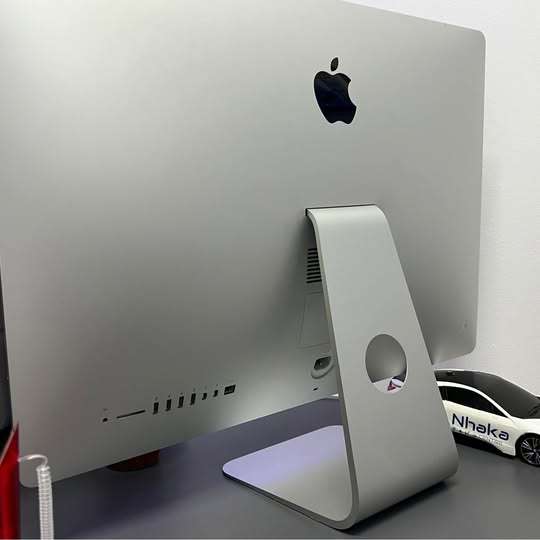 iMac Retina 5K, 27-inch Late 2015