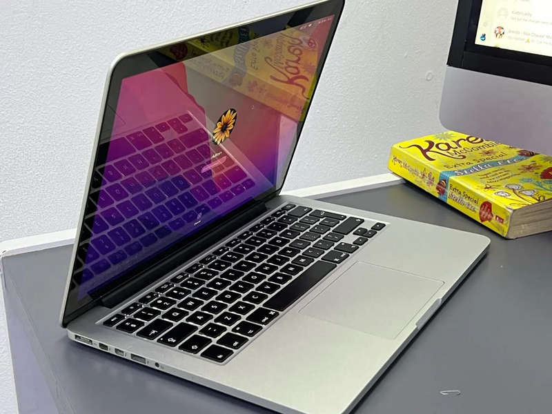 MacBook Pro 13 inch 2015 core i5
