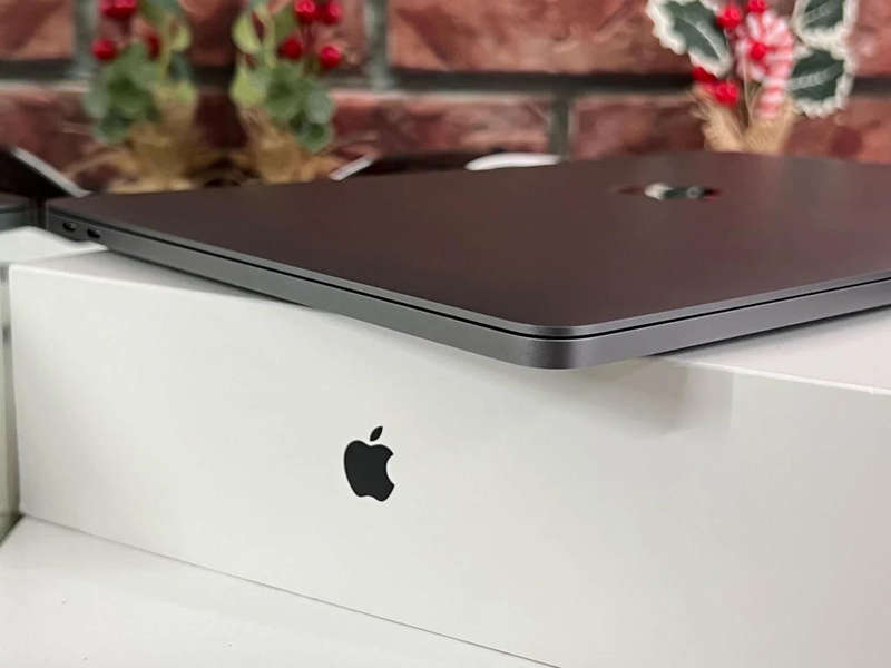 MacBook Pro 13 inch 2017