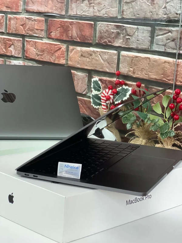 MacBook Pro 13 inch 2017