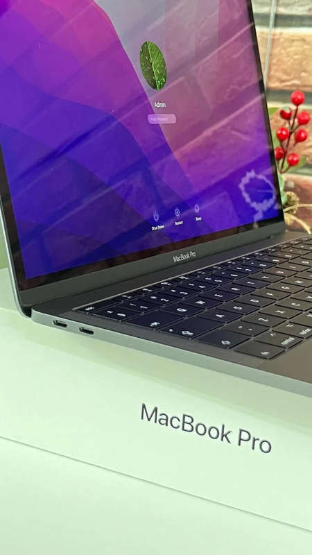 MacBook Pro 13 inch 2017