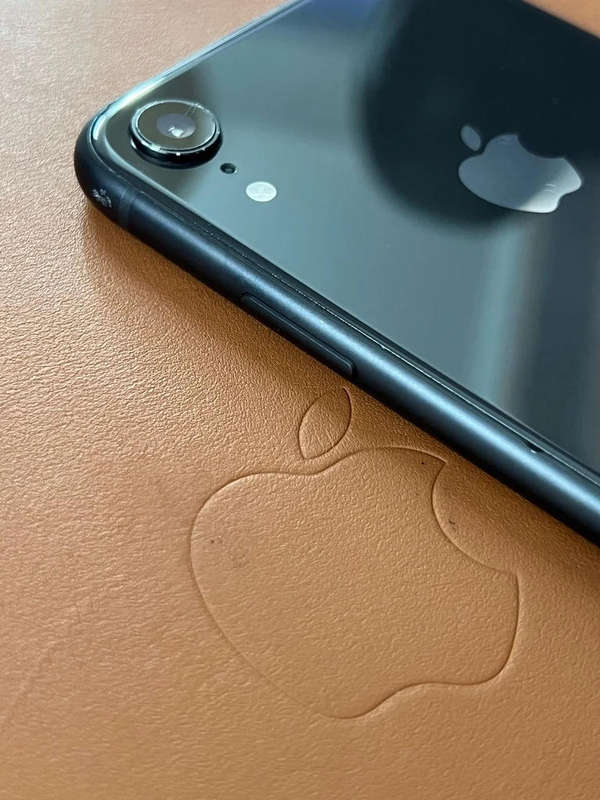 iPhone XR open to all networks