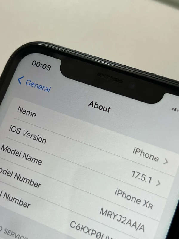 iPhone XR open to all networks