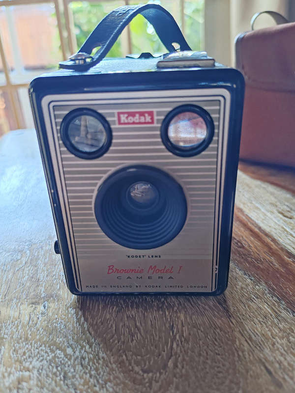 Vintage Kodak Brownie Model 1 Camera with Cloth Bag  Untested