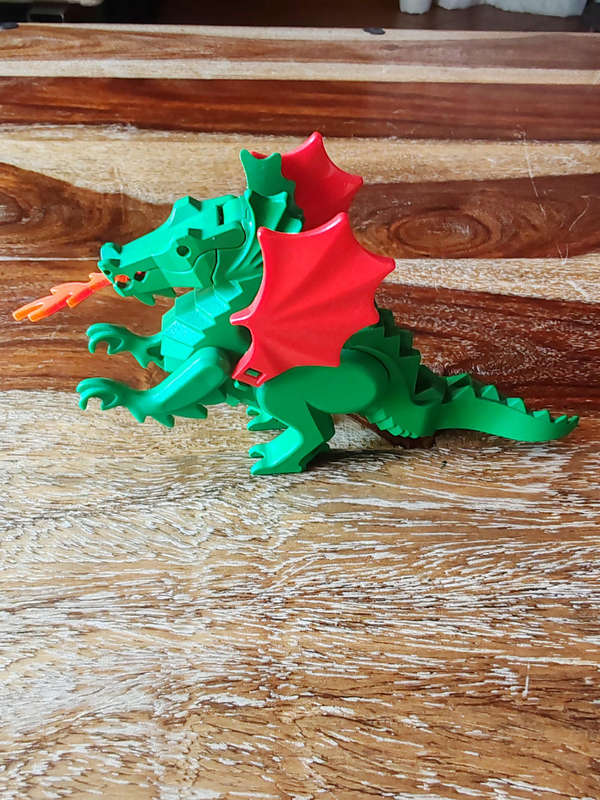 Vintage LEGO Green Dragon  1990s Dragon Masters Era  Excellent Condition