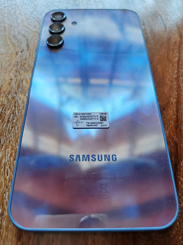 Samsung Galaxy A15  128GB  Like New  With Box + Case