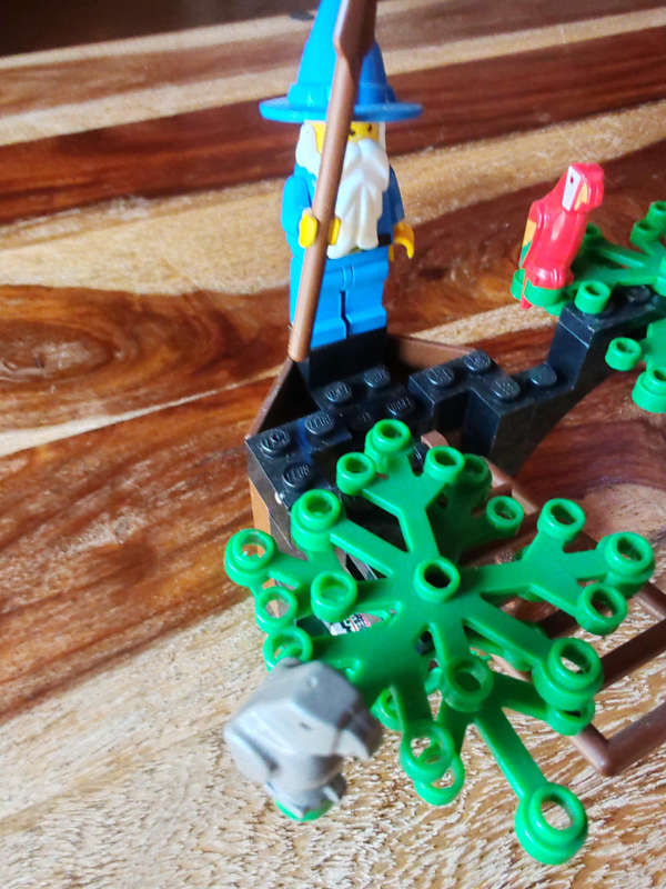 Lego 6020 Magic shop - Incomplete