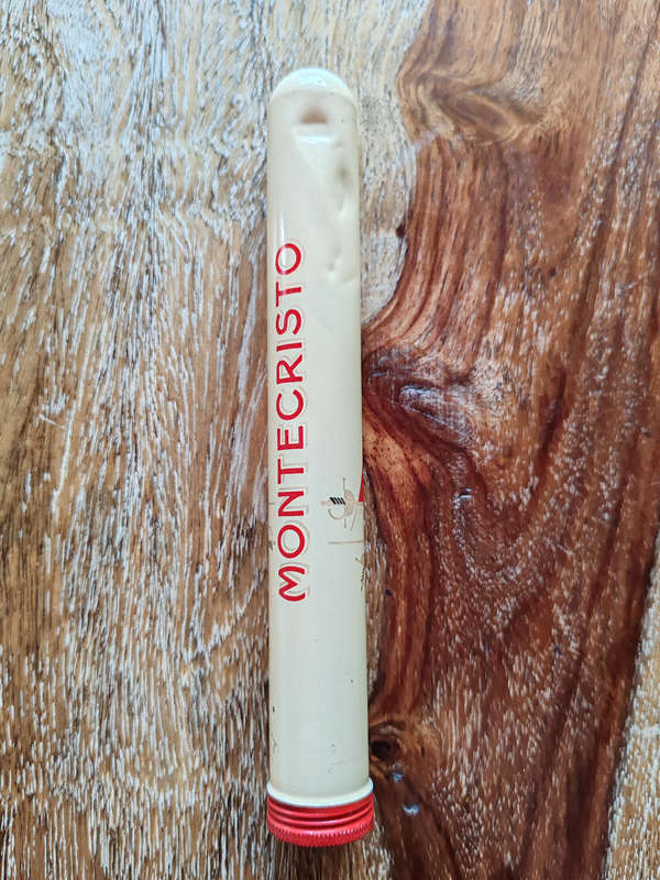 Cigars Vintage Montecristo Havana