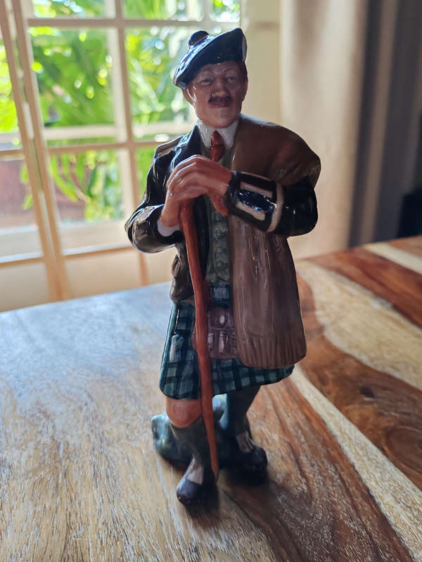 Royal Doulton "The Laird" Figurine (HN2361)