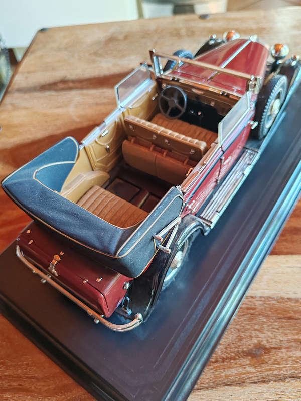 Anson Prestige  1932 Maybach DS8 Zeppelin Convertible 1:18