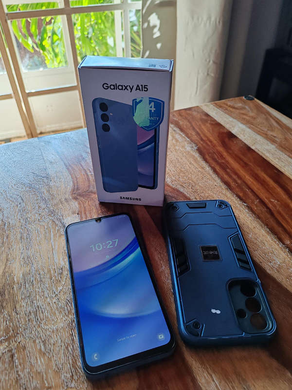 Samsung Galaxy A15  128GB  Like New  With Box + Case