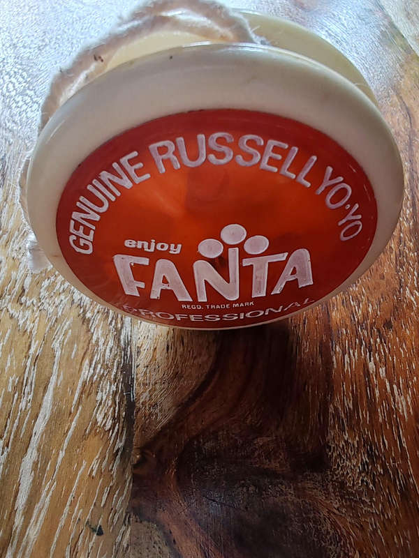 Russell Professional Yo-Yo (Fanta)