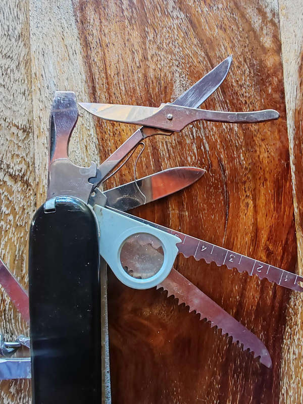 Vintage Victorinox Champion C (Pre-1985) + Handmade Leather Pouch